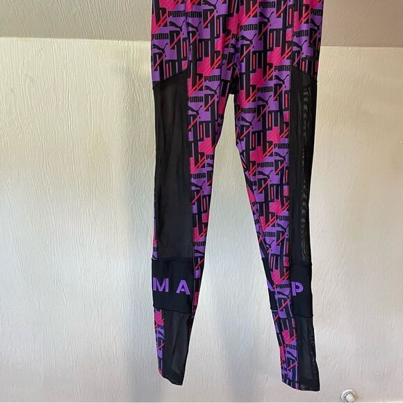 Puma Retro Print XTG leggings in multi - Picture 7 of 10